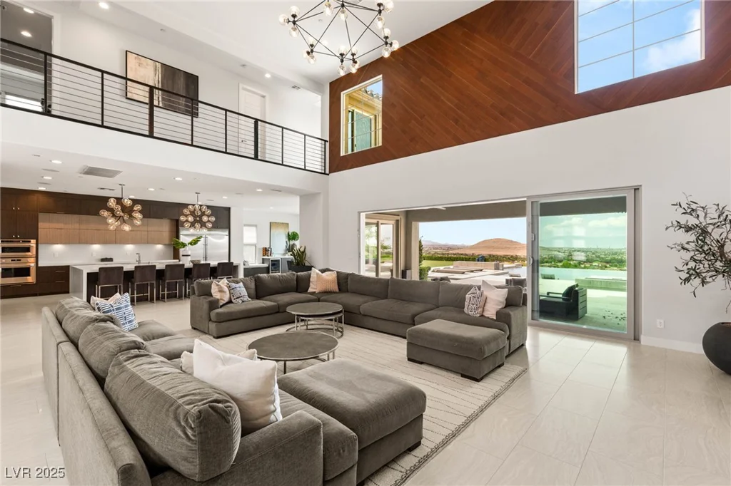 34 OLYMPIA OUTLOOK, Las Vegas, NV 89141