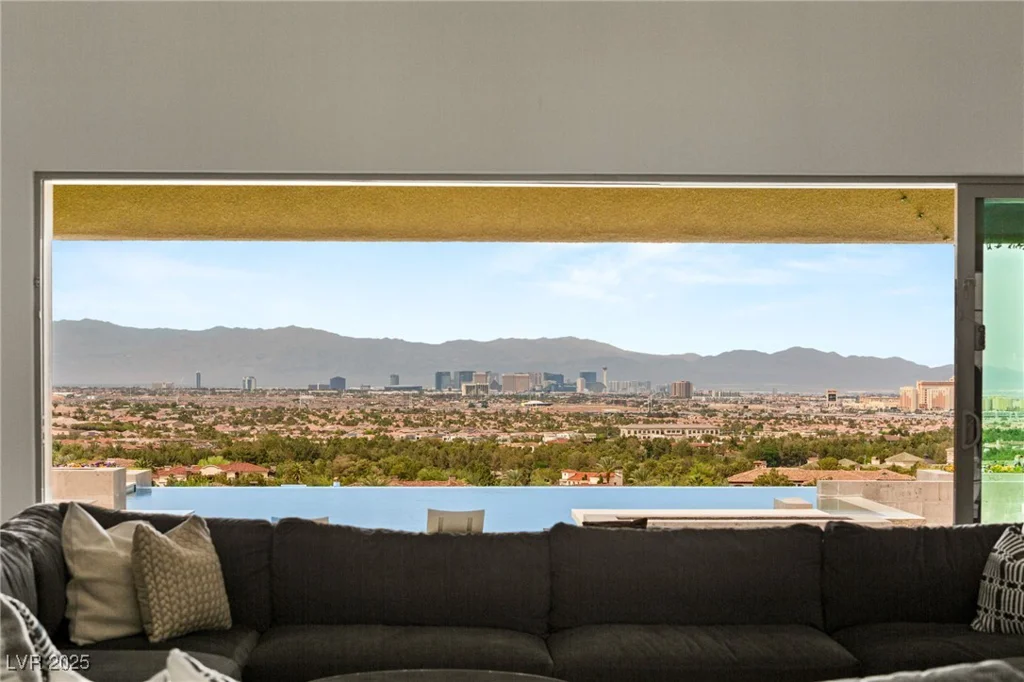 34 OLYMPIA OUTLOOK, Las Vegas, NV 89141