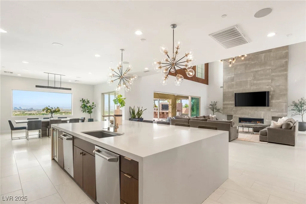 34 OLYMPIA OUTLOOK, Las Vegas, NV 89141