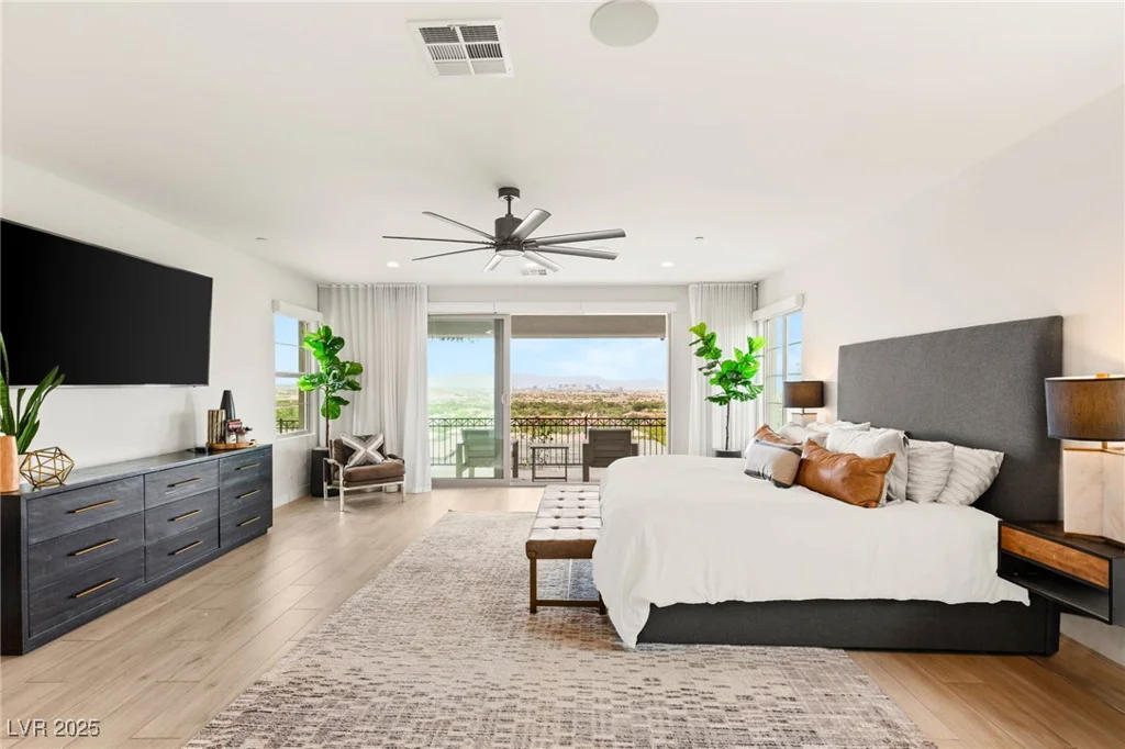 34 OLYMPIA OUTLOOK, Las Vegas, NV 89141
