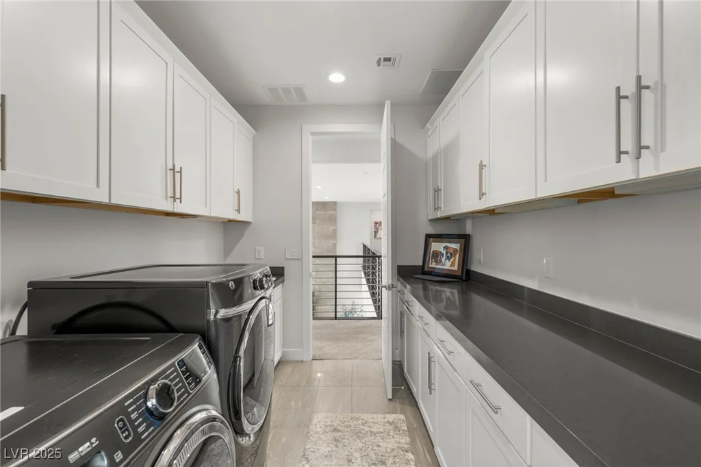 34 OLYMPIA OUTLOOK, Las Vegas, NV 89141