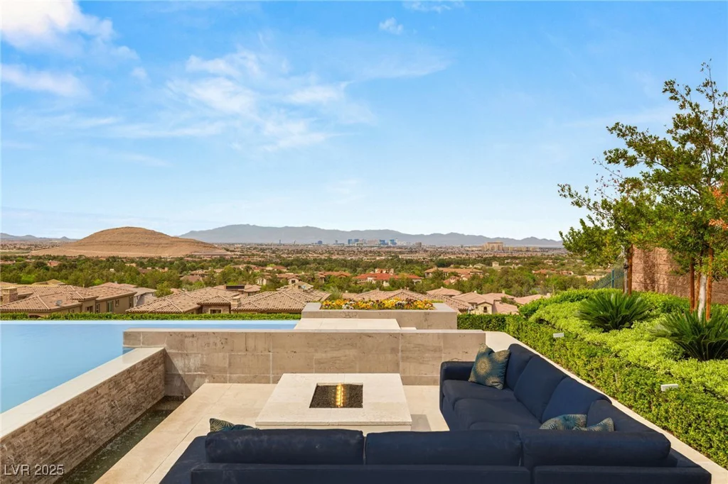 34 OLYMPIA OUTLOOK, Las Vegas, NV 89141