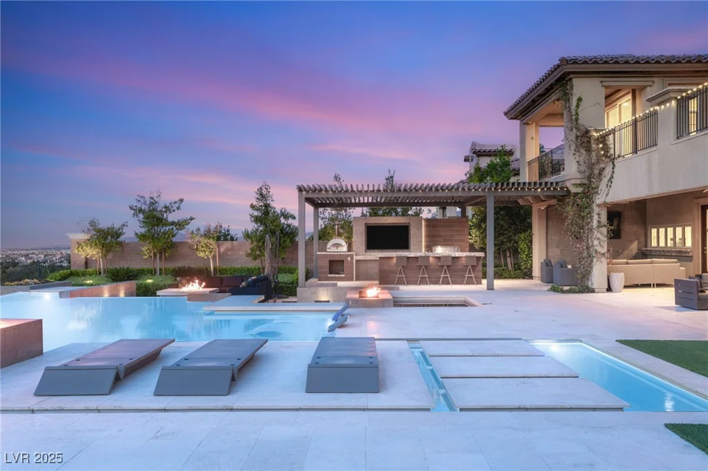 34 OLYMPIA OUTLOOK, Las Vegas, NV 89141