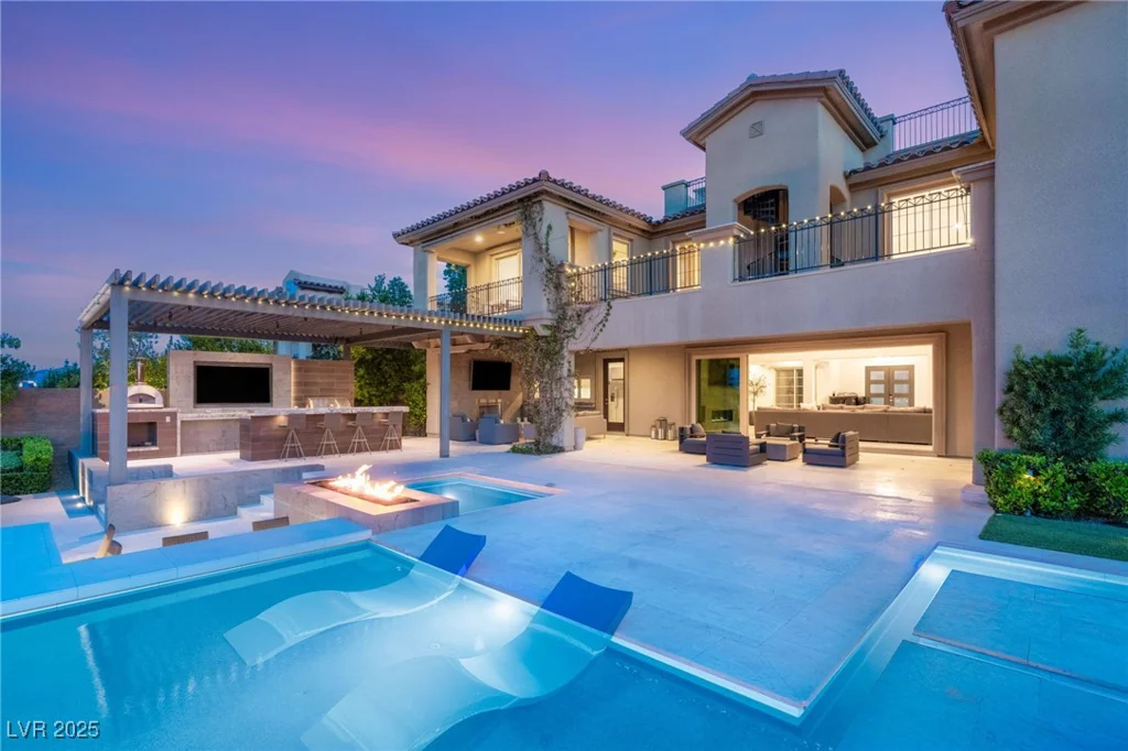 34 OLYMPIA OUTLOOK, Las Vegas, NV 89141