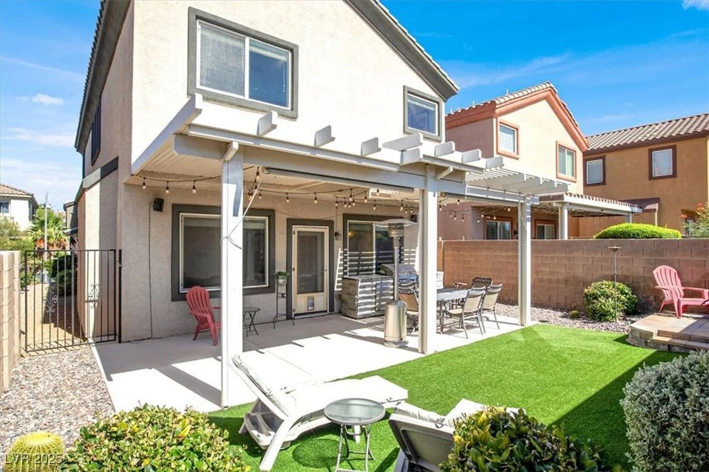 187 Fairway Woods, Las Vegas, NV 89148