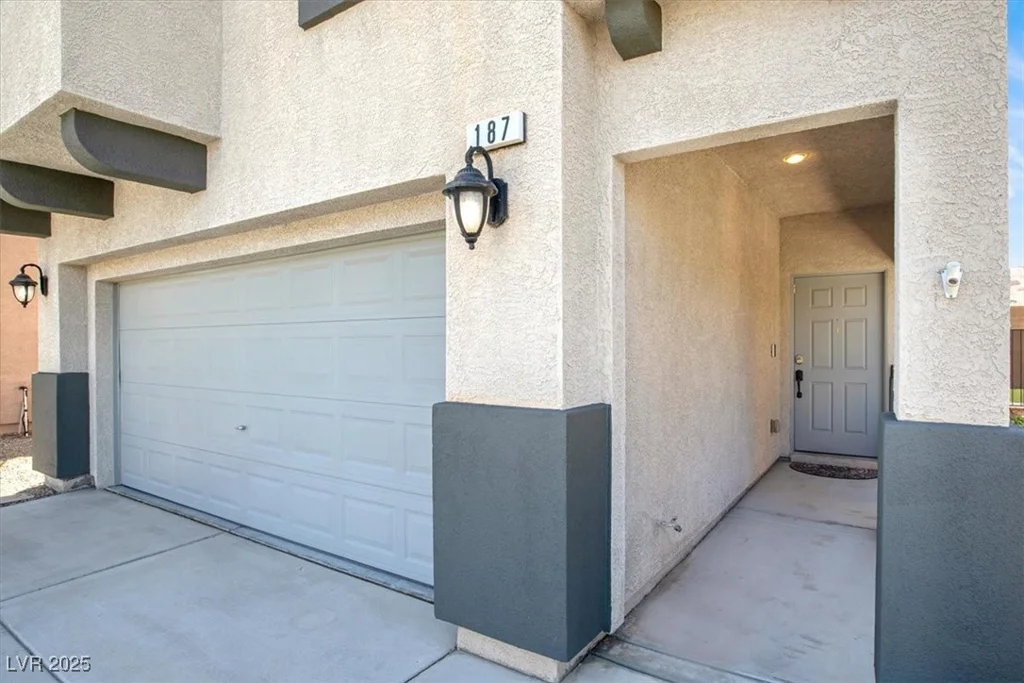 187 Fairway Woods, Las Vegas, NV 89148