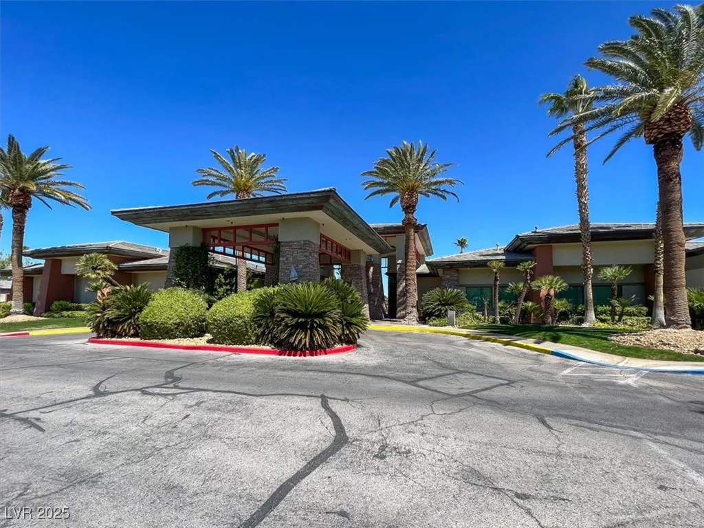 187 Fairway Woods, Las Vegas, NV 89148