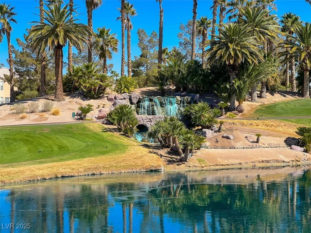 187 Fairway Woods, Las Vegas, NV 89148