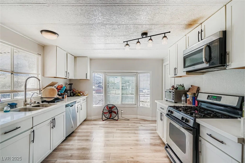 5974 Mount McKinley, Las Vegas, NV 89156