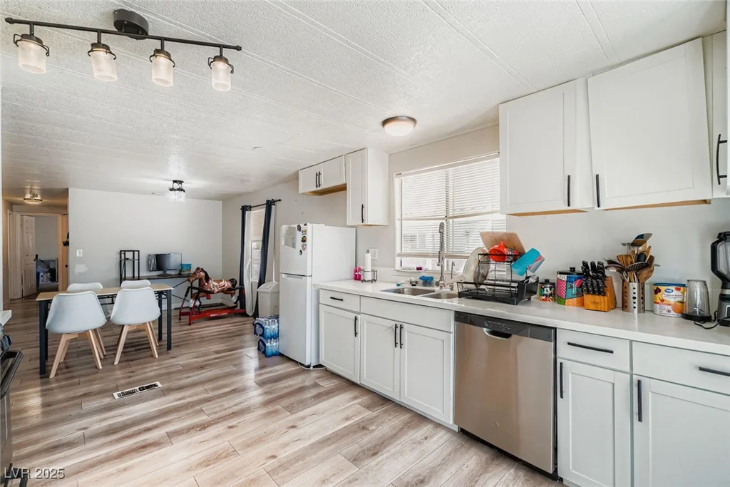 5974 Mount McKinley, Las Vegas, NV 89156