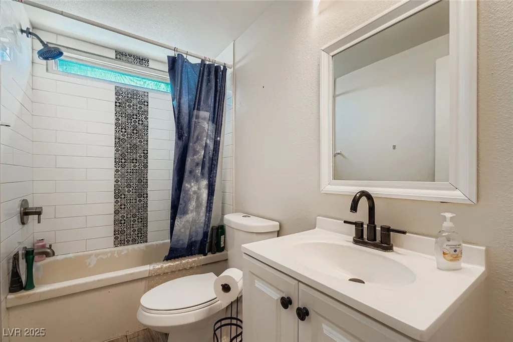 5974 Mount McKinley, Las Vegas, NV 89156
