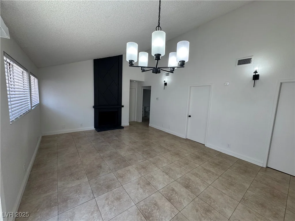 2318 El Molino, Las Vegas, NV 89108