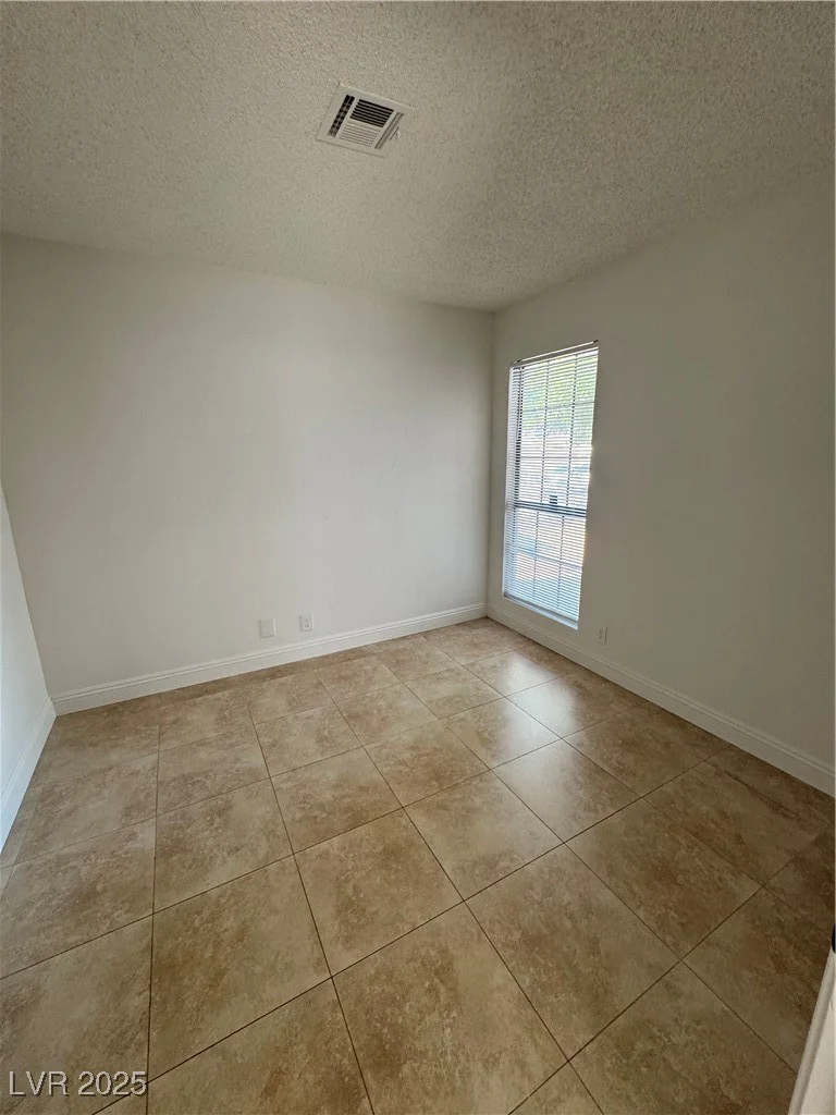2318 El Molino, Las Vegas, NV 89108