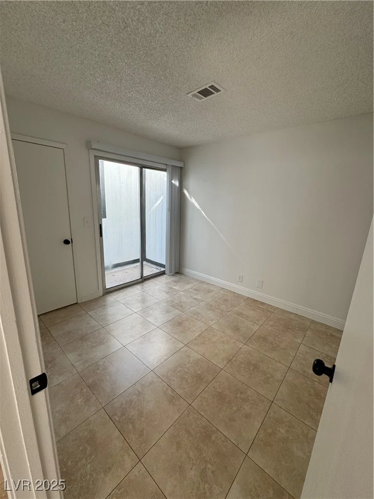 2318 El Molino, Las Vegas, NV 89108