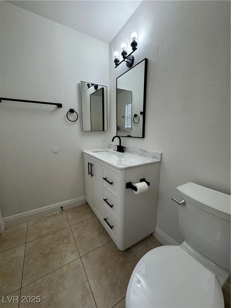 2318 El Molino, Las Vegas, NV 89108