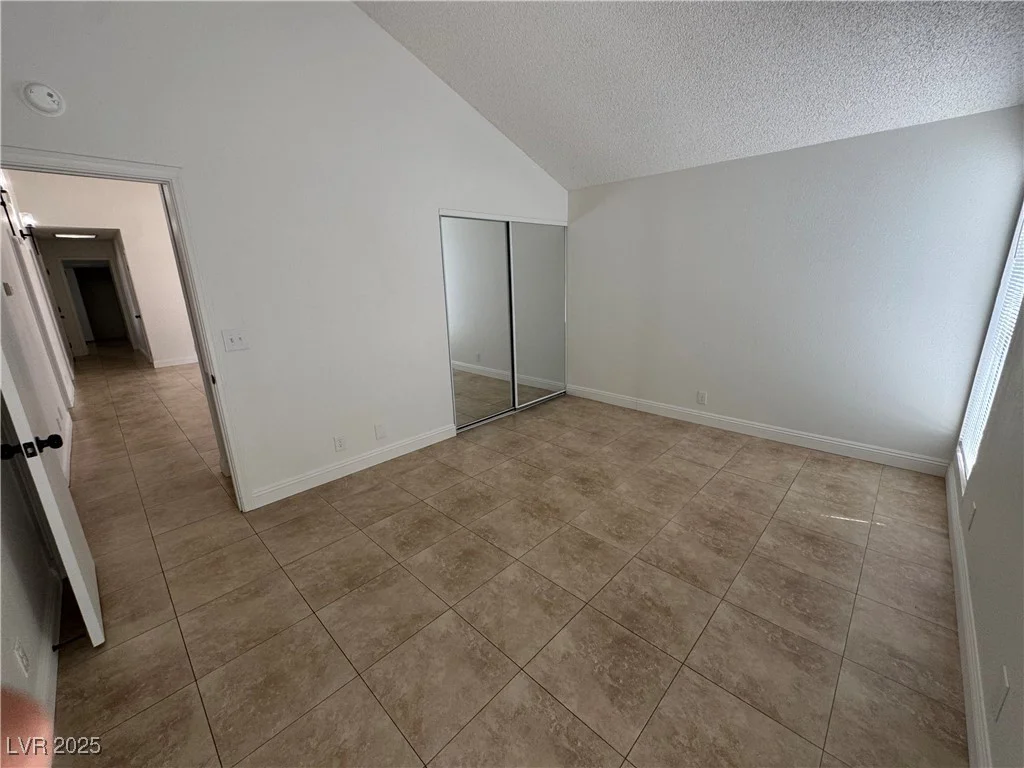 2318 El Molino, Las Vegas, NV 89108