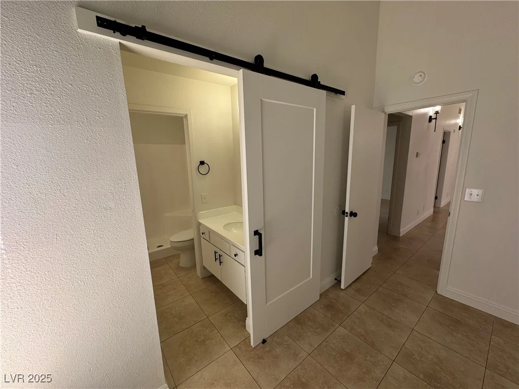 2318 El Molino, Las Vegas, NV 89108