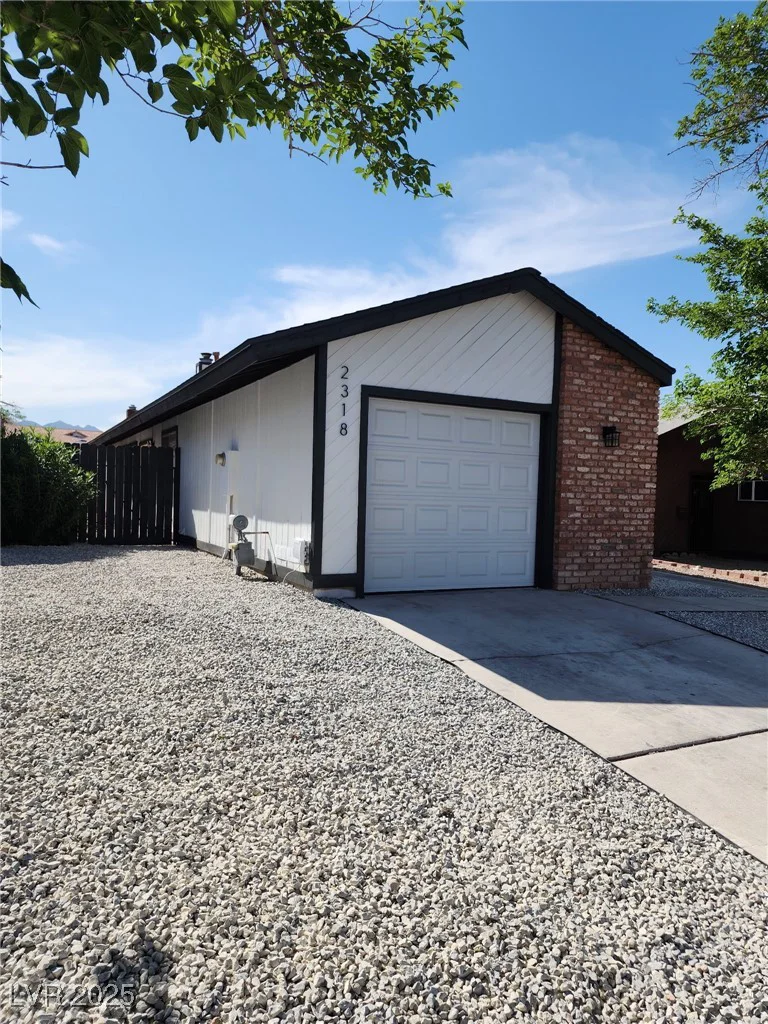 2318 El Molino, Las Vegas, NV 89108