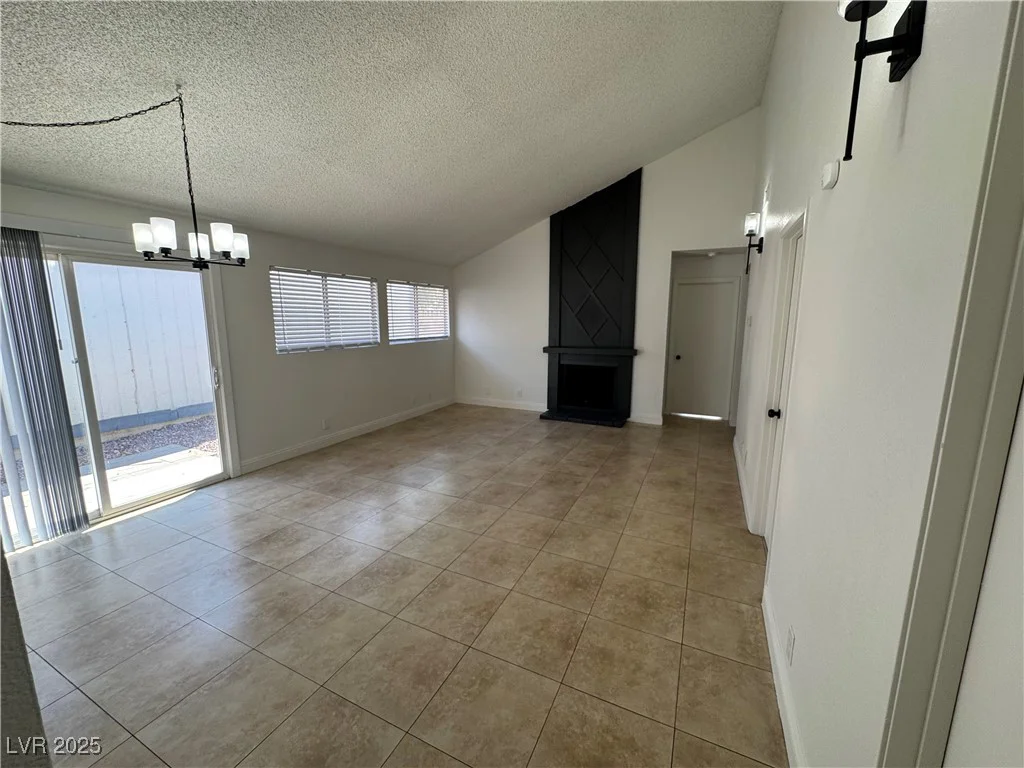 2318 El Molino, Las Vegas, NV 89108