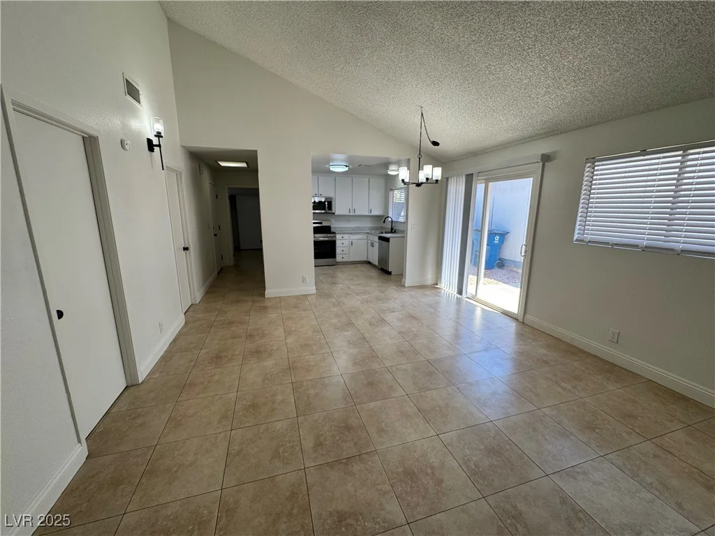 2318 El Molino, Las Vegas, NV 89108
