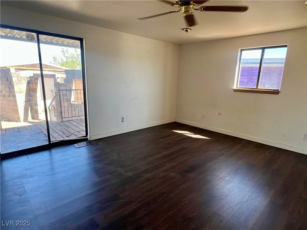 225 Apache, Henderson, NV 89015