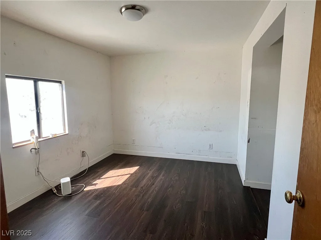 225 Apache, Henderson, NV 89015