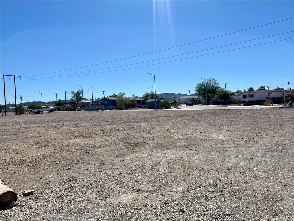 225 Apache, Henderson, NV 89015