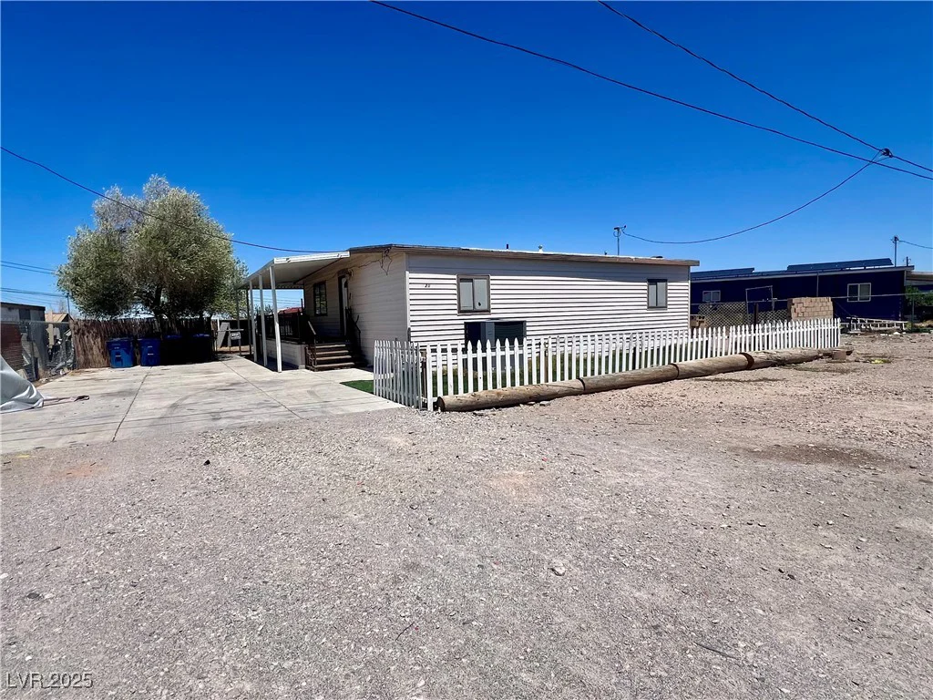 225 Apache, Henderson, NV 89015