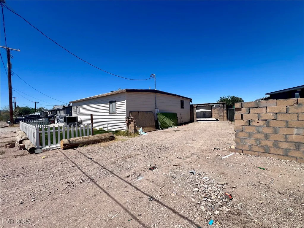 225 Apache, Henderson, NV 89015