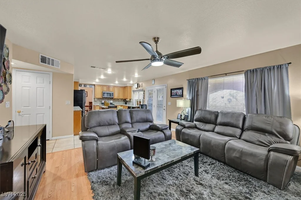 1220 Healing Waters, North Las Vegas, NV 89031