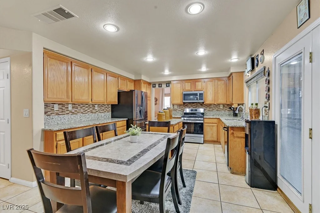 1220 Healing Waters, North Las Vegas, NV 89031