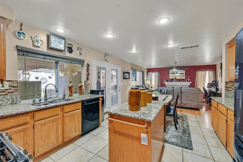 1220 Healing Waters, North Las Vegas, NV 89031