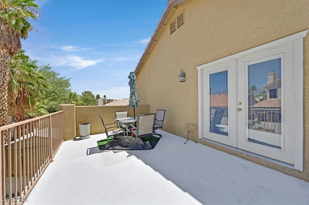 1220 Healing Waters, North Las Vegas, NV 89031