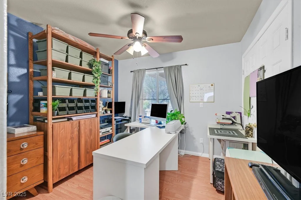 1220 Healing Waters, North Las Vegas, NV 89031