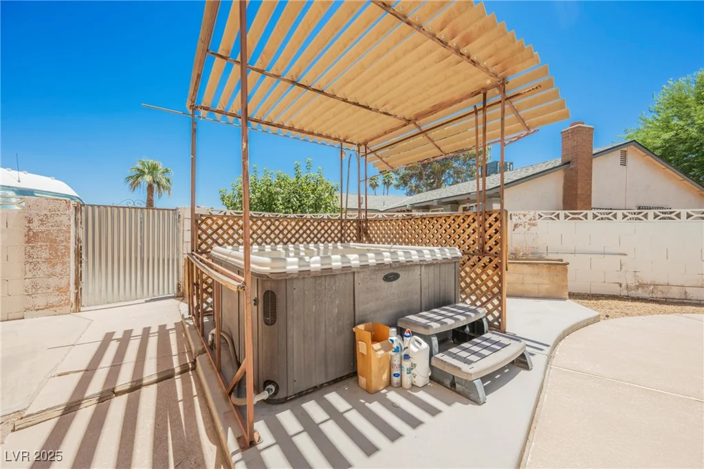 3699 Lorraine, Las Vegas, NV 89120