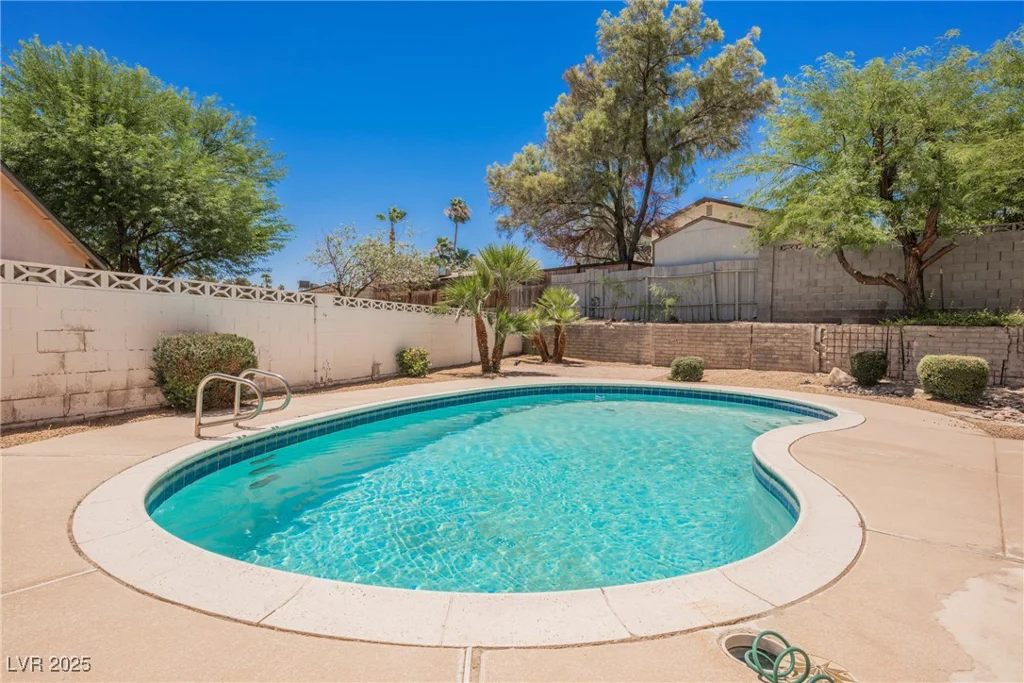 3699 Lorraine, Las Vegas, NV 89120