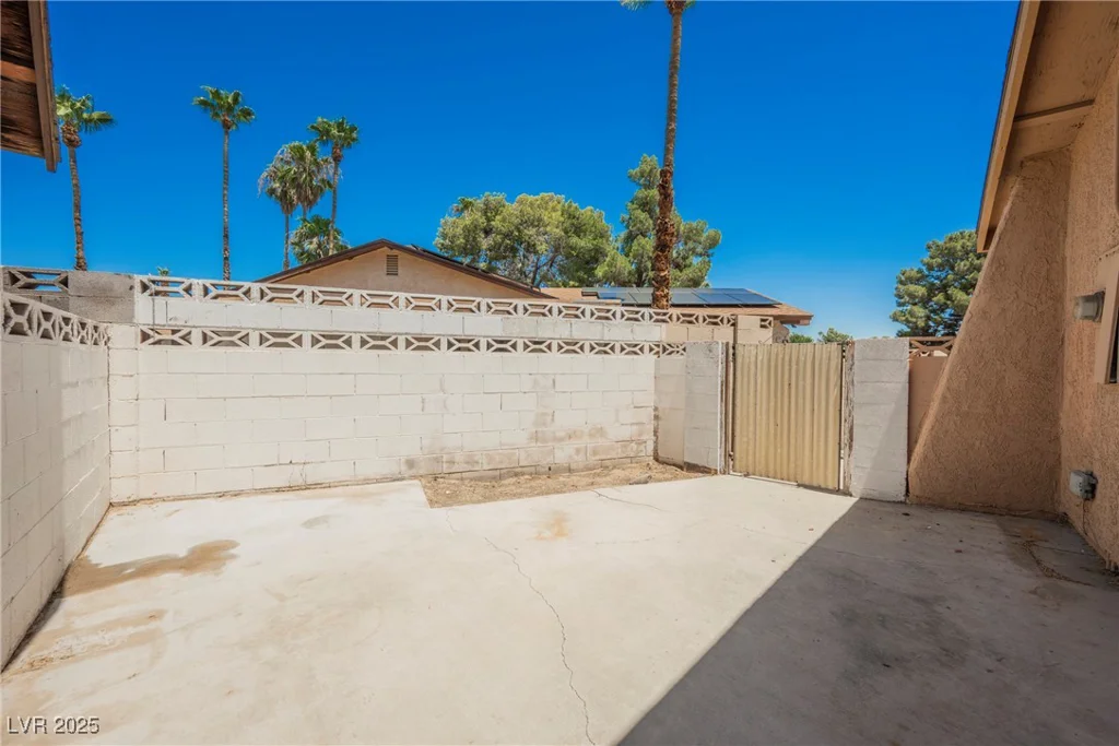 3699 Lorraine, Las Vegas, NV 89120