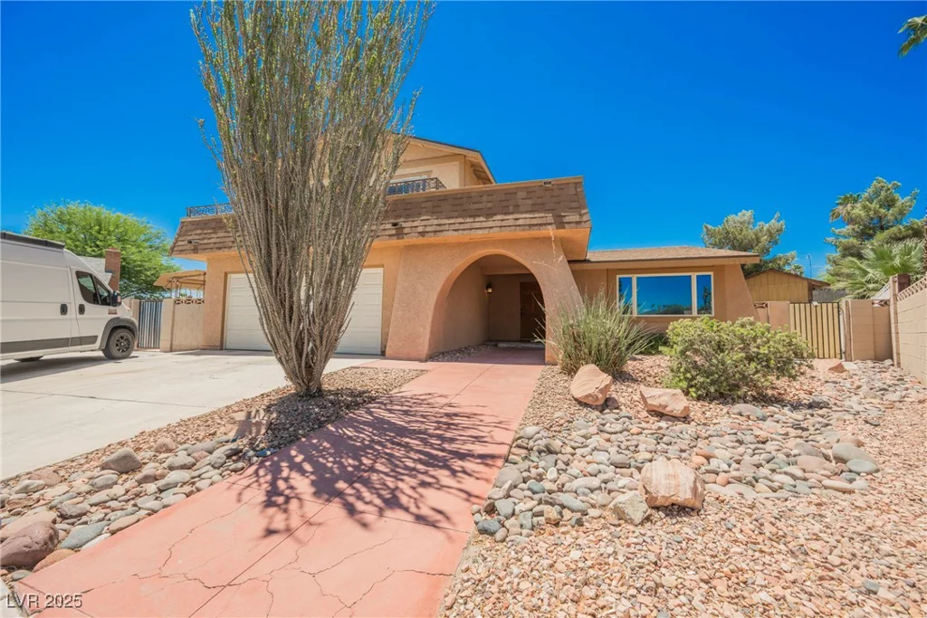 3699 Lorraine, Las Vegas, NV 89120