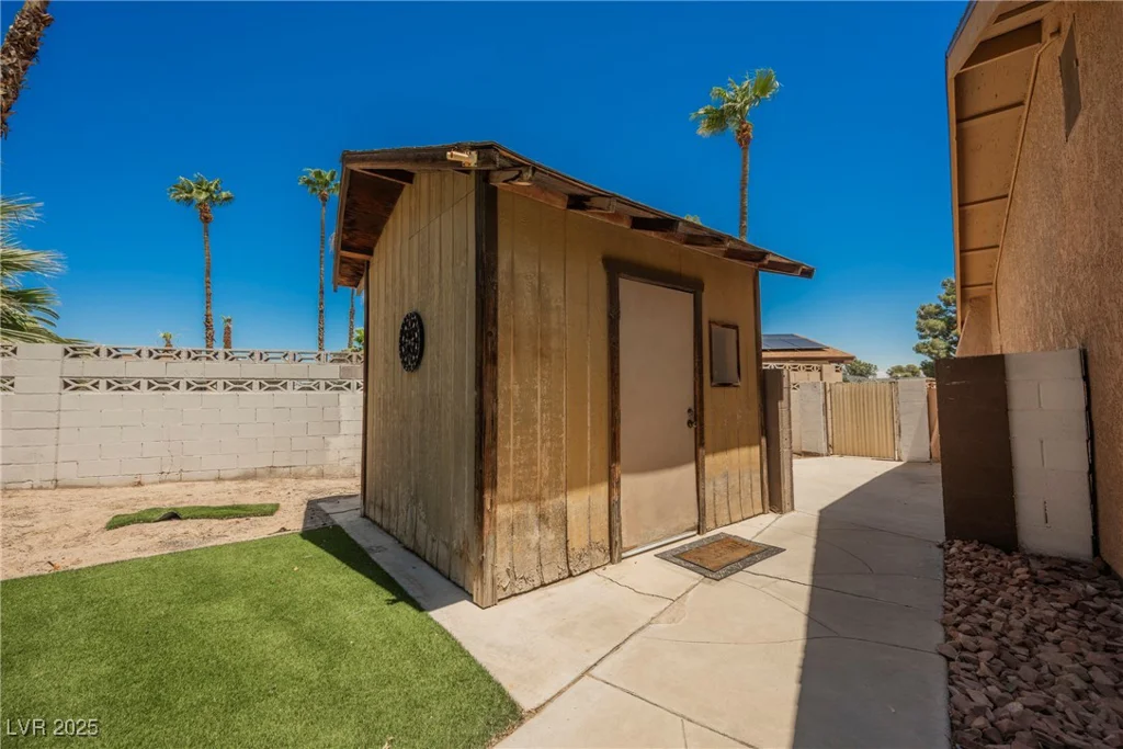 3699 Lorraine, Las Vegas, NV 89120