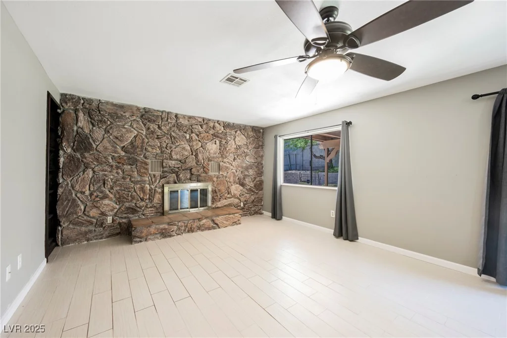 3699 Lorraine, Las Vegas, NV 89120