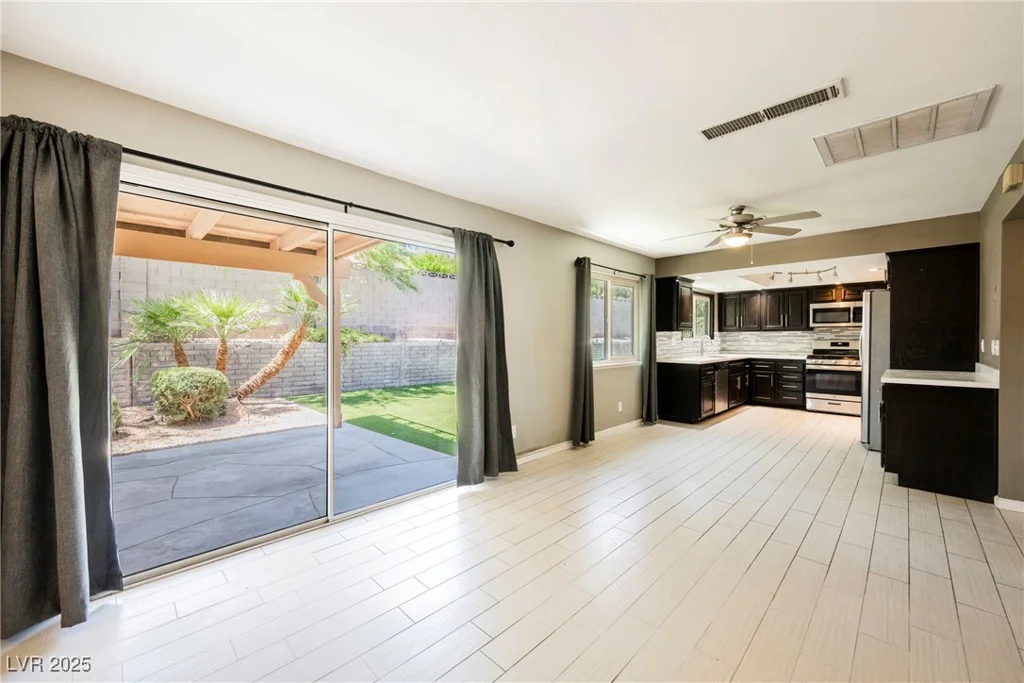 3699 Lorraine, Las Vegas, NV 89120