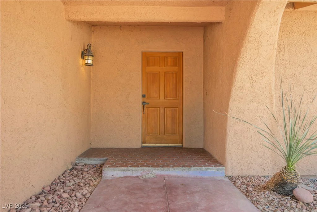 3699 Lorraine, Las Vegas, NV 89120