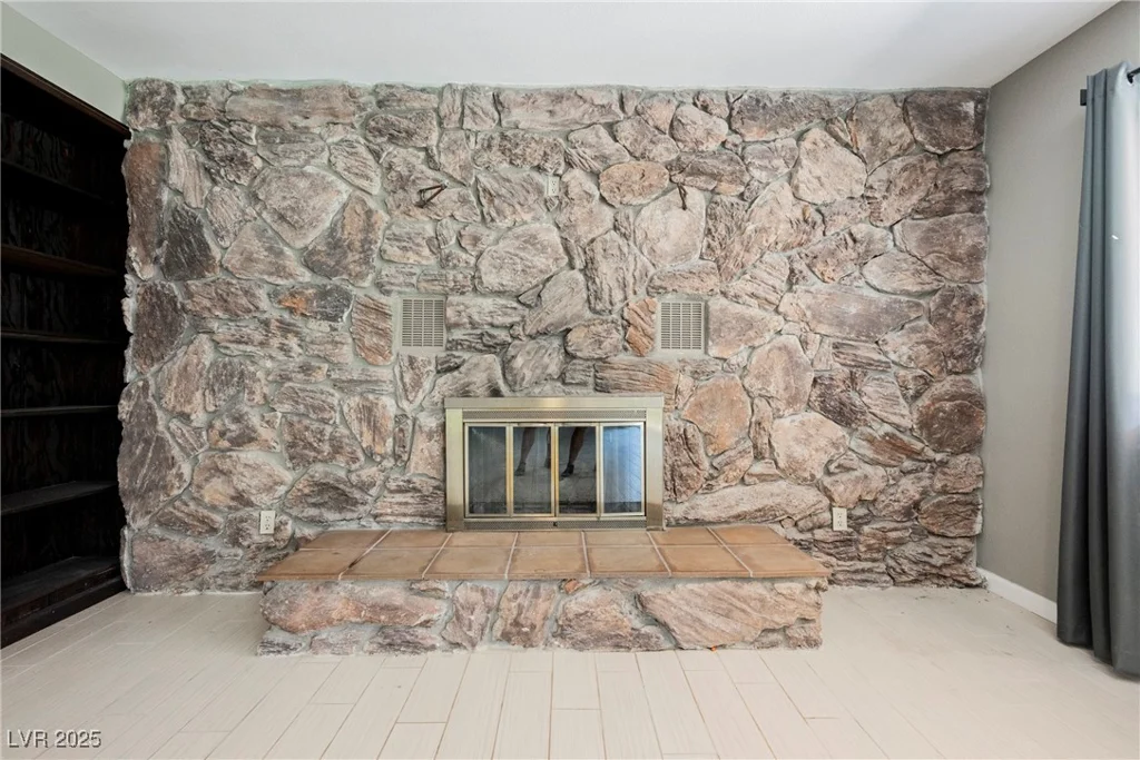 3699 Lorraine, Las Vegas, NV 89120