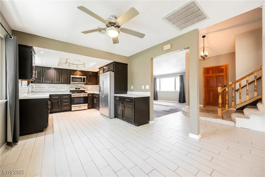 3699 Lorraine, Las Vegas, NV 89120