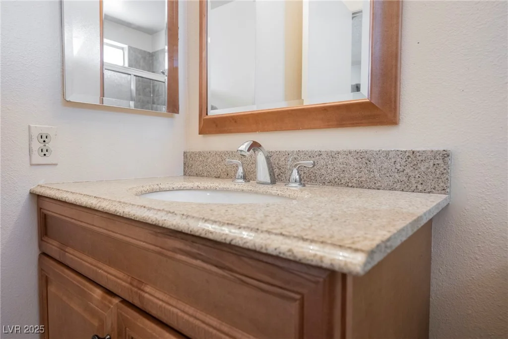 3699 Lorraine, Las Vegas, NV 89120