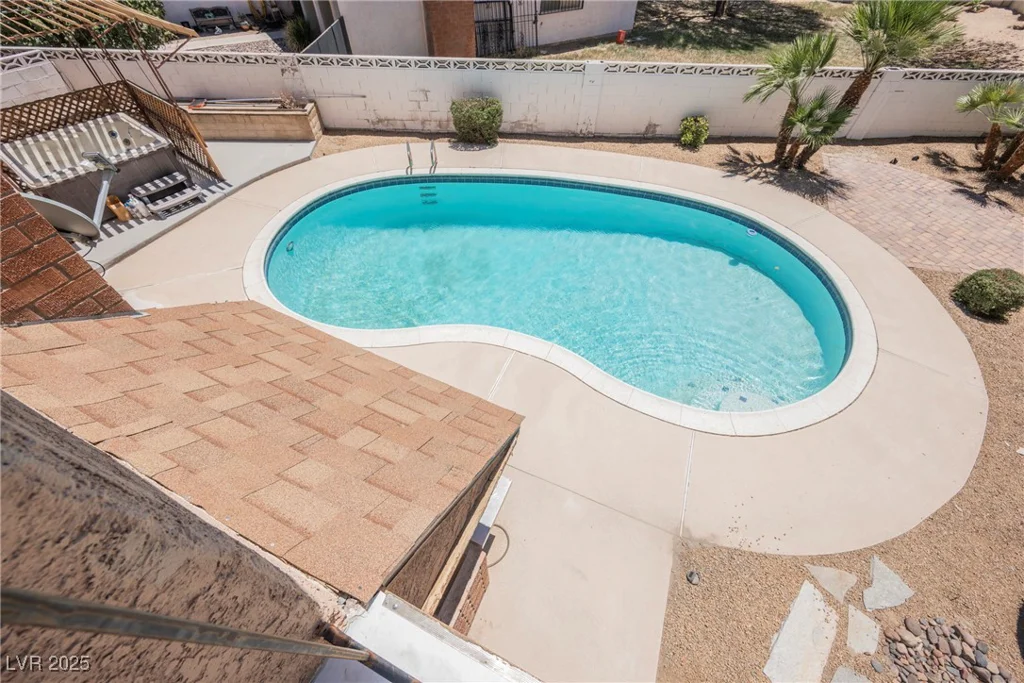 3699 Lorraine, Las Vegas, NV 89120