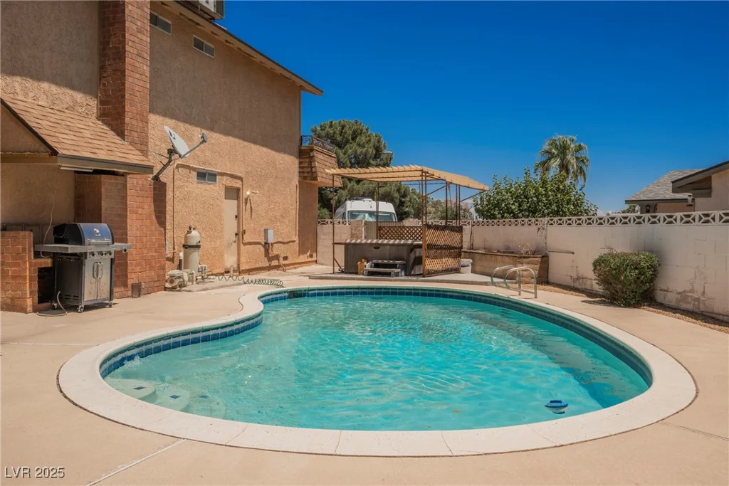3699 Lorraine, Las Vegas, NV 89120