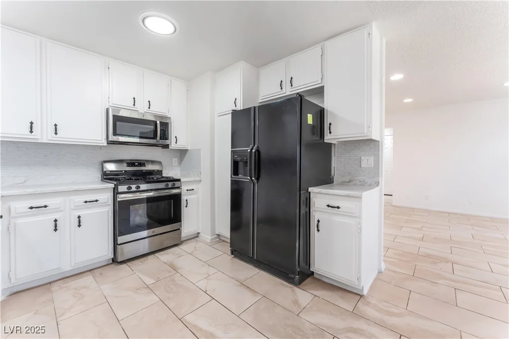 2409 Whirlaway, Las Vegas, NV 89108