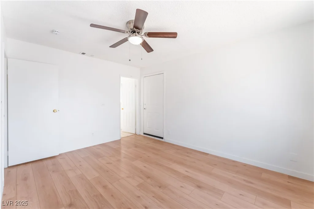 2409 Whirlaway, Las Vegas, NV 89108