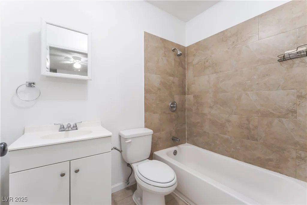 2409 Whirlaway, Las Vegas, NV 89108